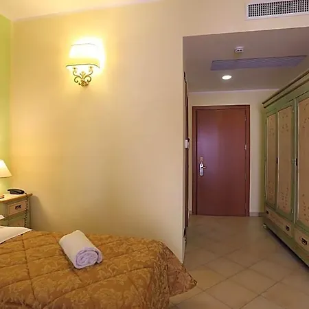 酒店 Hotel L'Aquila 拉奎拉