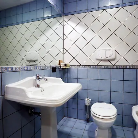 Hotel L'Aquila 拉奎拉
